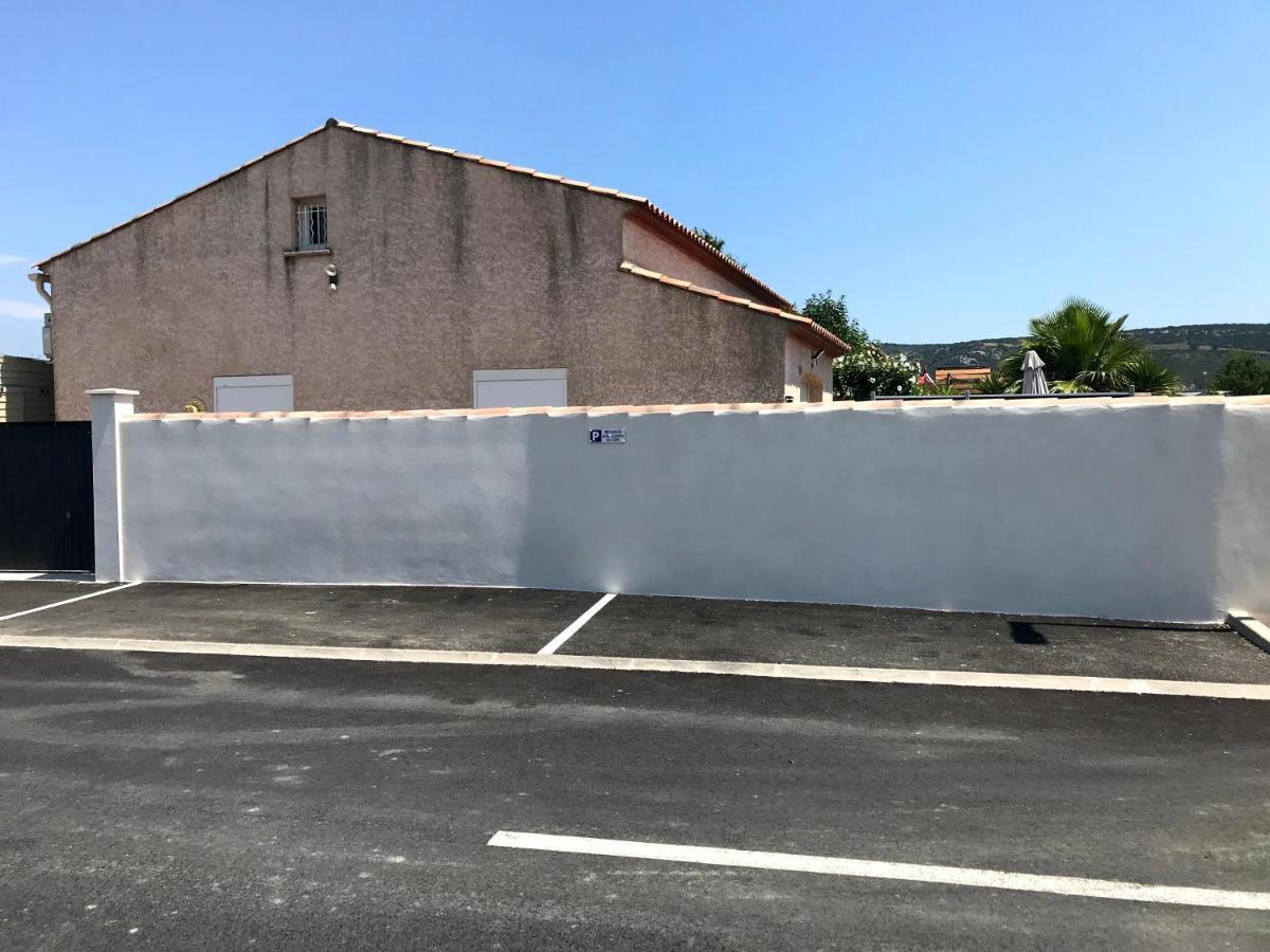 Gite De Larmonys Gigean Exteriör bild