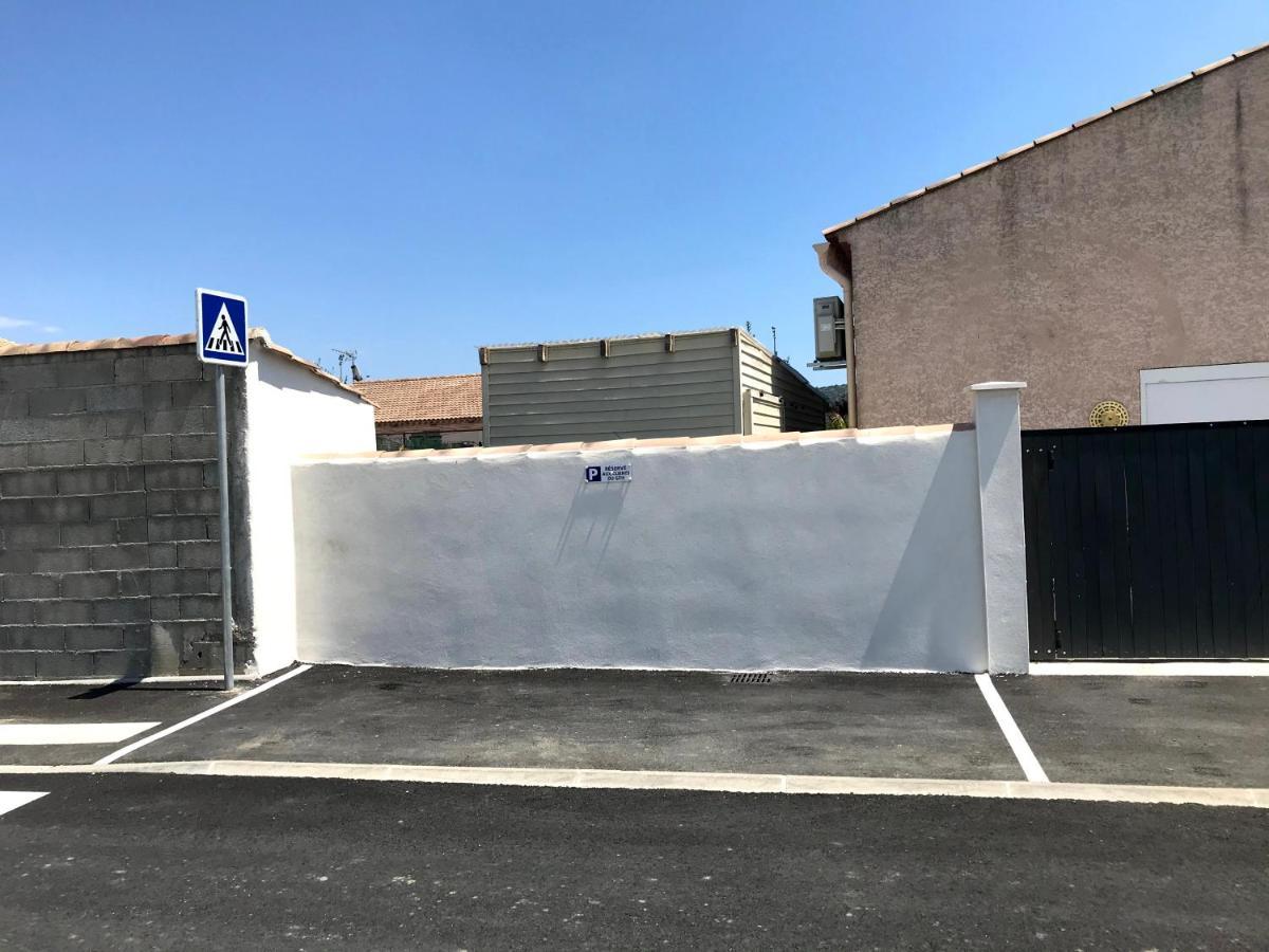 Gite De Larmonys Gigean Exteriör bild